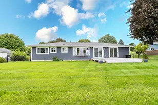 3363 Scenic Hills Dr, Williamsburg, MI 49690 - Photo 8