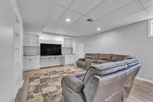 17770 Rolling Woods Cir, Northville, MI 48168 - Photo 48