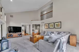 17770 Rolling Woods Cir, Northville, MI 48168 - Photo 26