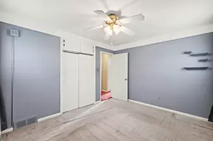 32011 Saint Margaret, Saint Clair Shores, MI 48082 - Photo 22