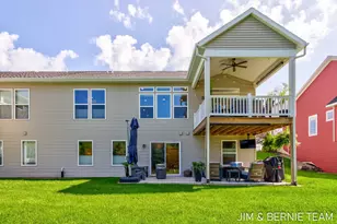 5559 Albright Ave SW, Wyoming, MI 49418 - Photo 52