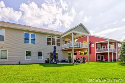 5559 Albright Avenue SW #4, Wyoming, MI 49418 - Photo 4
