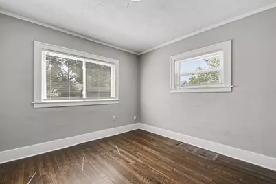 1735 Kalamazoo Avenue SE, Grand Rapids, MI 49507 - Photo 12