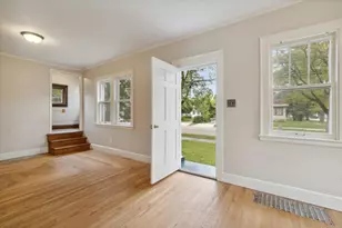 901 W Franklin St, Jackson, MI 49203 - Photo 4