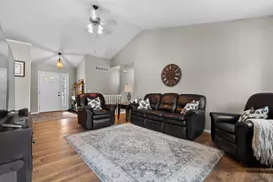 53015 Meadow View Ln, Paw Paw, MI 49079 - Photo 12