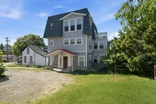 43 N Shore Dr, South Haven, MI 49090 - Photo 2