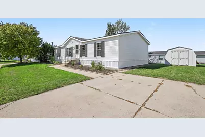 2141 Granite Street, Hudsonville, MI 49426 - Photo 2