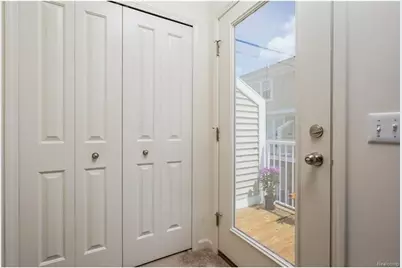 3070 Kilmer Avenue, Troy, MI 48083 - Photo 6