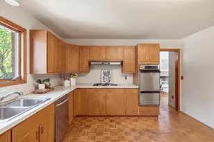 17 Regent Dr, Ann Arbor, MI 48104 - Photo 14