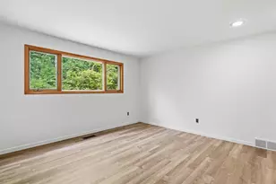 17 Regent Dr, Ann Arbor, MI 48104 - Photo 30