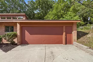 17 Regent Dr, Ann Arbor, MI 48104 - Photo 42