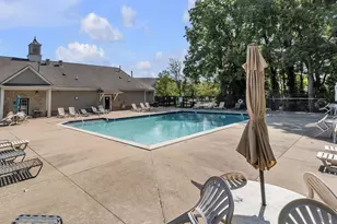 2263 Pinecroft Dr, Canton, MI 48188 - Photo 38