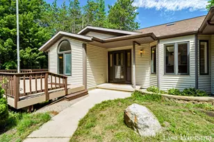 6572 Haines Ln, West Olive, MI 49460 - Photo 12