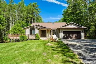 6572 Haines Ln, West Olive, MI 49460 - Photo 2