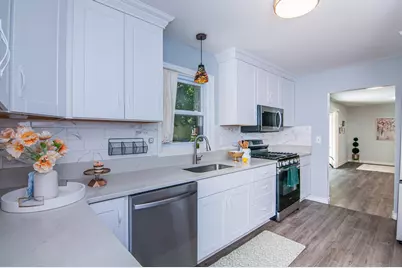 21411 Orchard Lake Road, Farmington Hills, MI 48336 - Photo 24
