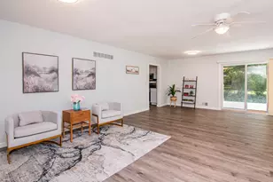 21411 Orchard Lake Rd, Farmington Hills, MI 48336 - Photo 12