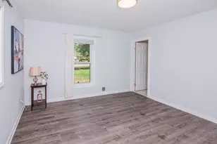 21411 Orchard Lake Rd, Farmington Hills, MI 48336 - Photo 32
