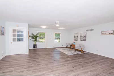 21411 Orchard Lake Road, Farmington Hills, MI 48336 - Photo 10