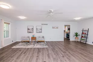 21411 Orchard Lake Rd, Farmington Hills, MI 48336 - Photo 8