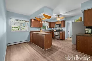 6989 Hiawatha Dr, Coloma, MI 49038 - Photo 10