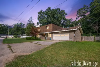 6989 Hiawatha Drive, Coloma, MI 49038 - Photo 2