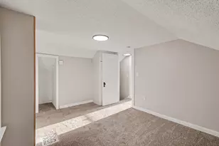 260 Eric Ave, Norton Shores, MI 49444 - Photo 16
