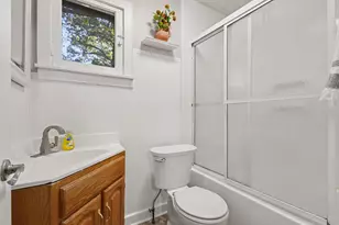 260 Eric Ave, Norton Shores, MI 49444 - Photo 18