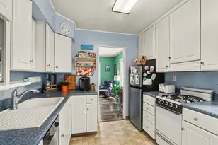 2313 Waverly St, Kalamazoo, MI 49006 - Photo 10