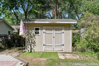 1323 Floral Street, Holland, MI 49423 - Photo 32
