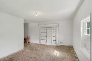 64 Goguac St W, Battle Creek, MI 49015 - Photo 12