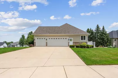4132 Ayrshire Drive SW, Wyoming, MI 49418 - Photo 4