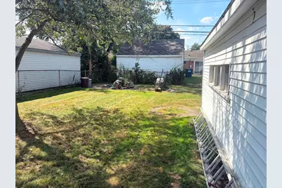 8307 Donna Street, Westland, MI 48185 - Photo 10