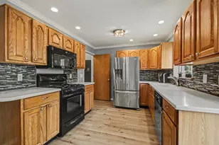 303 Anderson Dr, Wayland, MI 49348 - Photo 8