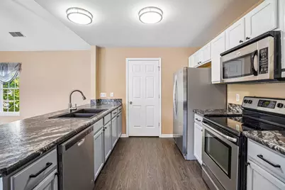 3361 Kneeland Circle, Howell, MI 48843 - Photo 12