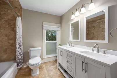 702 Graceland Street NE, Grand Rapids, MI 49505 - Photo 28