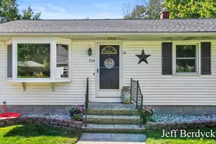 934 Harding St NW, Grand Rapids, MI 49544 - Photo 50