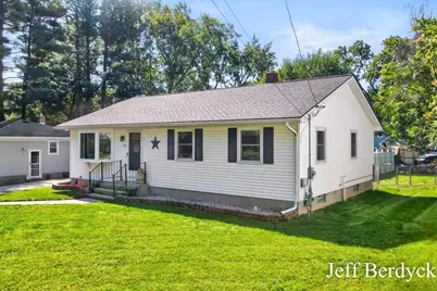 934 Harding Street NW, Grand Rapids, MI 49544 - Photo 2