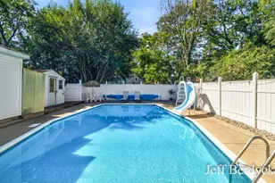 934 Harding St NW, Grand Rapids, MI 49544 - Photo 44