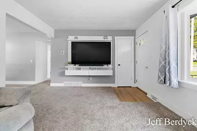 934 Harding Street NW, Grand Rapids, MI 49544 - Photo 6