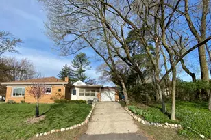 549 Colfax Ave, Grand Haven, MI 49417 - Photo 4