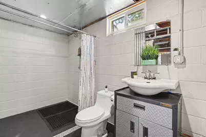 549 Colfax Avenue, Grand Haven, MI 49417 - Photo 20