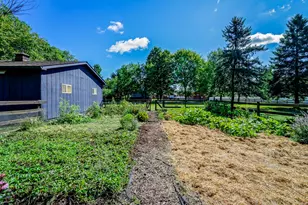 6549 Napier Rd, Plymouth, MI 48170 - Photo 44
