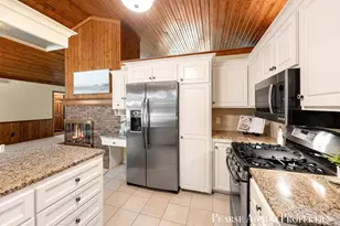 3597 Tricklewood Dr SE, Grand Rapids, MI 49546 - Photo 10