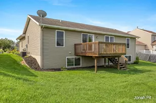 5235 Quest Dr SW, Wyoming, MI 49418 - Photo 28