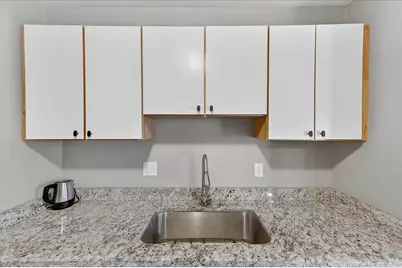2140 Pauline Boulevard #206, Ann Arbor, MI 48103 - Photo 16