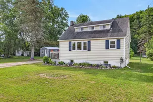 625 W Bridge St, Big Rapids, MI 49307 - Photo 2