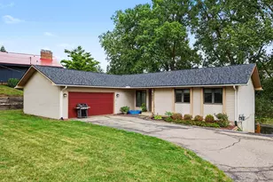3007 Moraine Dr, Brighton, MI 48114 - Photo 4
