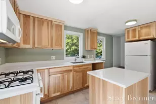 308 4th St, Allegan, MI 49010 - Photo 10
