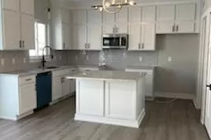 552 Falcon Dr, Dundee, MI 48131 - Photo 2