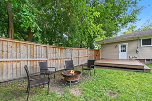 2130 N Circle Dr, Ann Arbor, MI 48103 - Photo 28